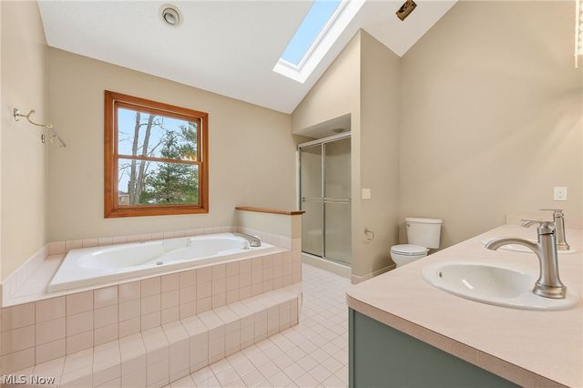 6269 Tourelle Drive, Highland Heights, OH 44143