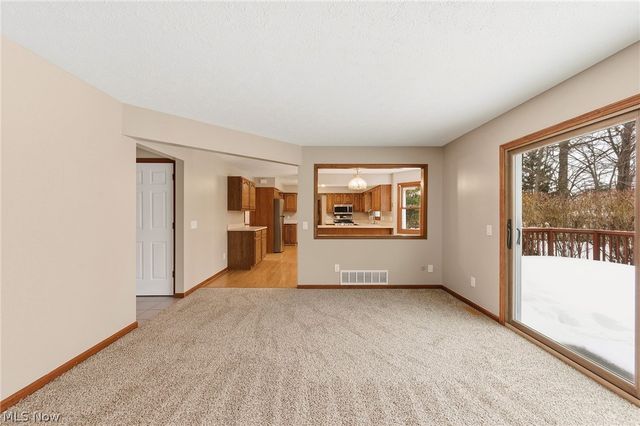 6269 Tourelle Drive, Highland Heights, OH 44143