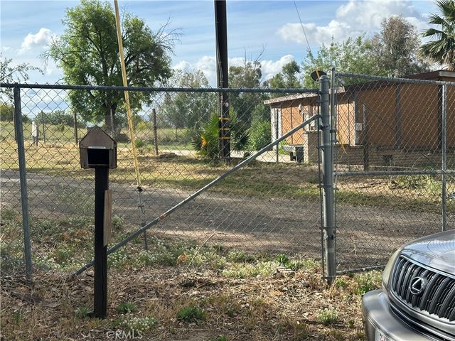 425 ARROWHEAD AVE, San Bernardino, CA 92404