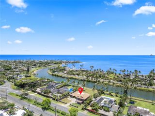 742 Mokapu Road, Kailua, HI 96734