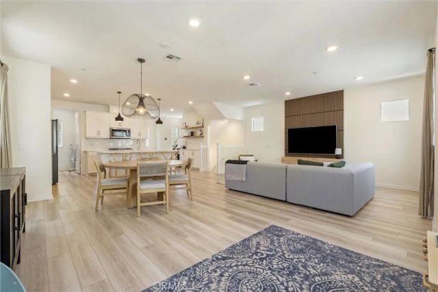 27642 S Rosewood, San Pedro, CA 90732