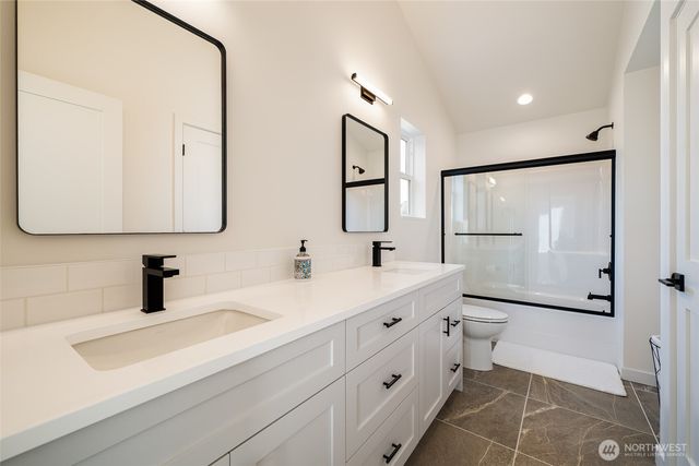 259 Bobcat Lane, Chelan, WA 98816