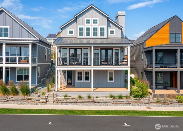 259 Bobcat Lane, Chelan, WA 98816