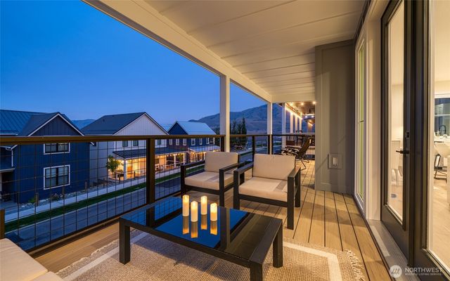 259 Bobcat Lane, Chelan, WA 98816