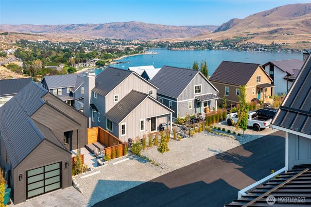 259 Bobcat Lane, Chelan, WA 98816