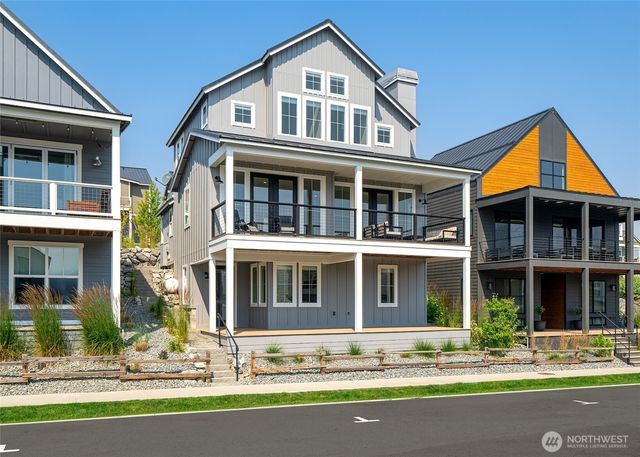 259 Bobcat Lane, Chelan, WA 98816