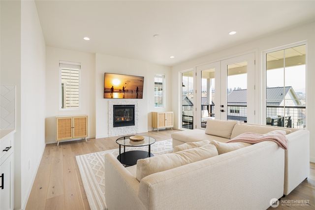 259 Bobcat Lane, Chelan, WA 98816