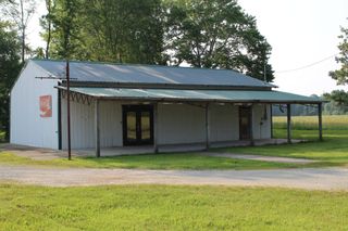 102 Campbellsville Pike, Ethridge, TN 38456