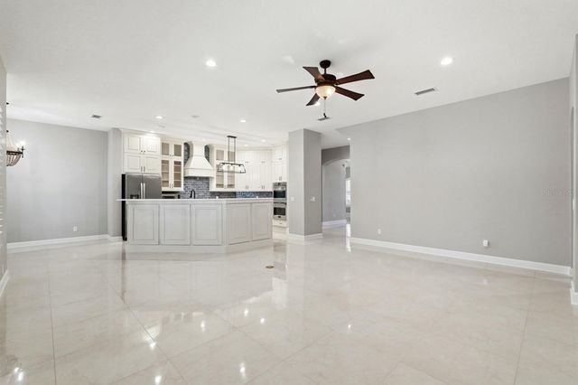 24 N PARK CIRCLE, Palm Coast, FL 32137