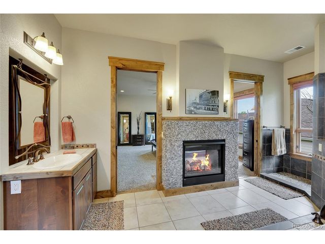 6349 Southridge Greens Blvd, Fort Collins, CO 80525