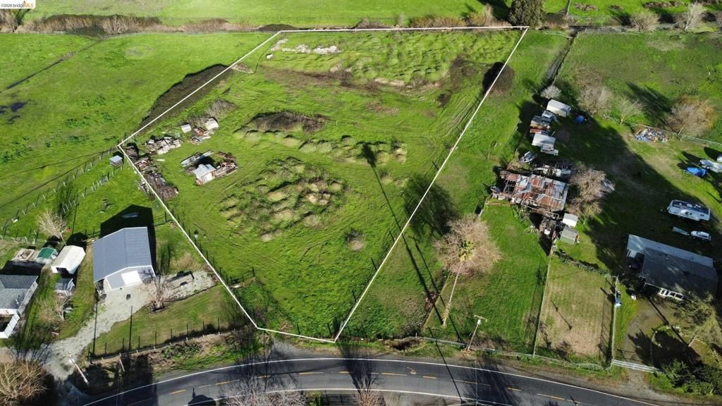 Image 3 of property listing at 2115 E Taylor St, Bethel Island, CA 95219