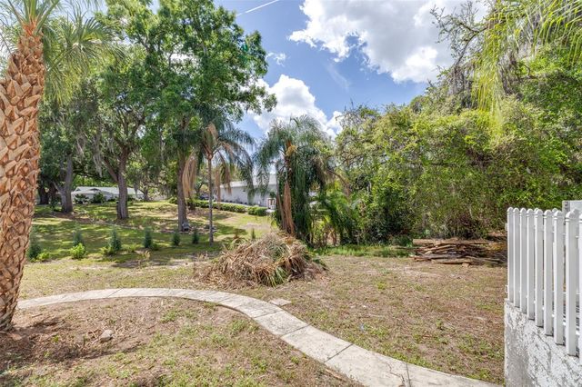 954 ODONIEL DRIVE, Lakeland, FL 33809
