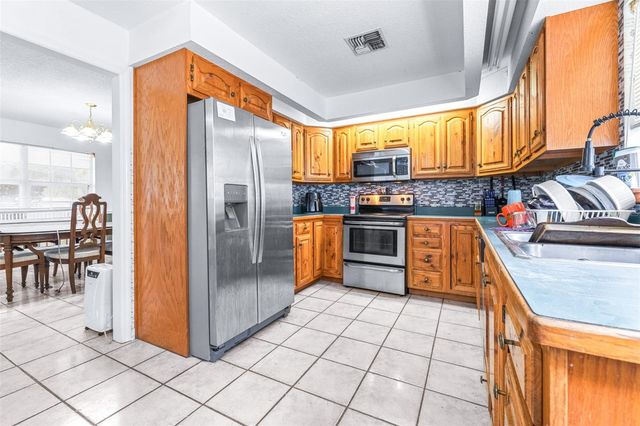 954 ODONIEL DRIVE, Lakeland, FL 33809