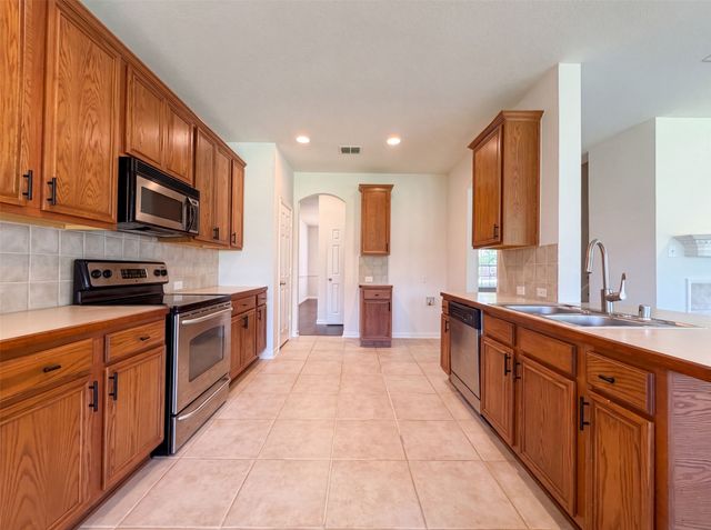 1420 Fleetwood Cove Drive, Grand Prairie, TX 75052