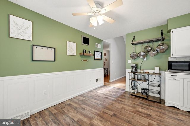 150 LAKE HOLIDAY RD, Cross Junction, VA 22625
