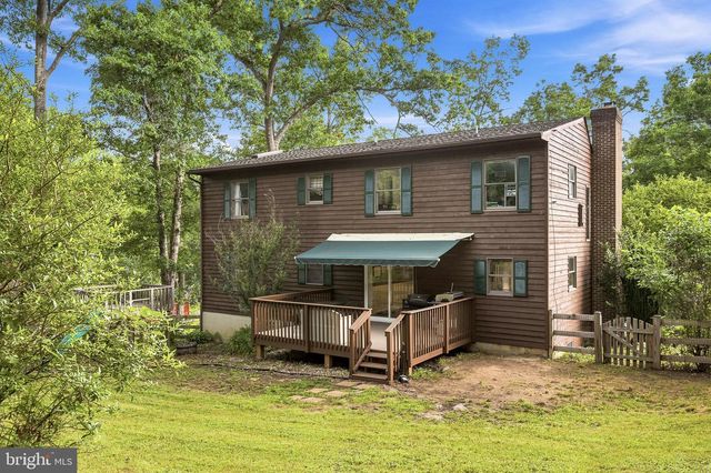 150 LAKE HOLIDAY RD, Cross Junction, VA 22625