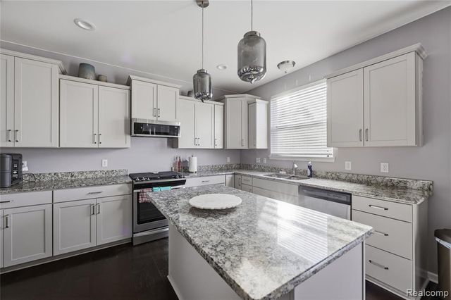 41165 Damask Drive, Clinton Township, MI 48038