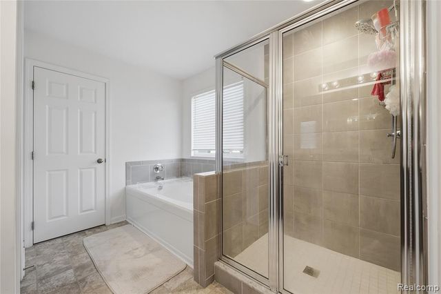 41165 Damask Drive, Clinton Township, MI 48038
