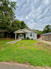 127 Thompson Street, Forest City, NC 28043