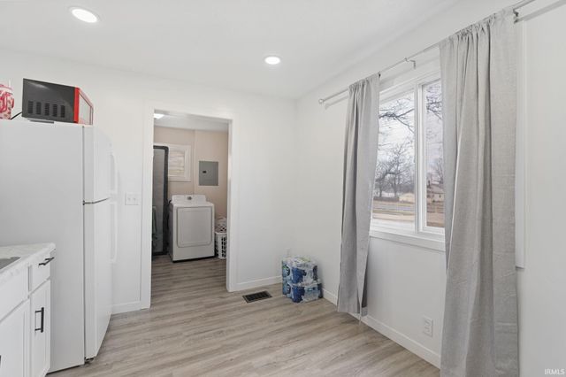 1715 Fleetwood Avenue, Fort Wayne, IN 46803