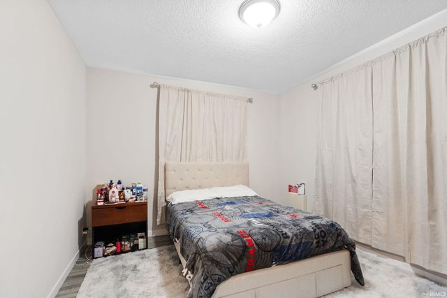 1715 Fleetwood Avenue, Fort Wayne, IN 46803