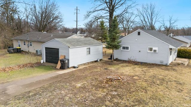 1715 Fleetwood Avenue, Fort Wayne, IN 46803