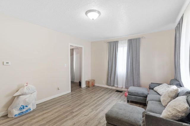 1715 Fleetwood Avenue, Fort Wayne, IN 46803