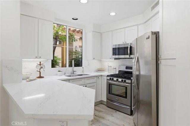 2659 Dietrich, Tustin, CA 92782