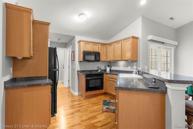 45599 Graystone Lane, Canton, MI 48187