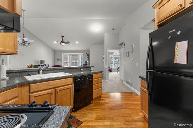 45599 Graystone Lane, Canton, MI 48187