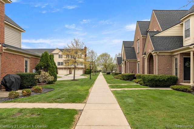 45599 Graystone Lane, Canton, MI 48187