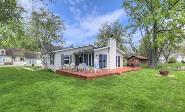 12880 Hazel Drive, Wayland, MI 49348