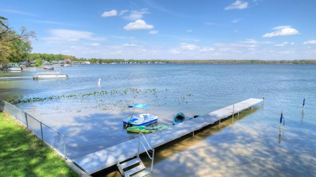 12880 Hazel Drive, Wayland, MI 49348