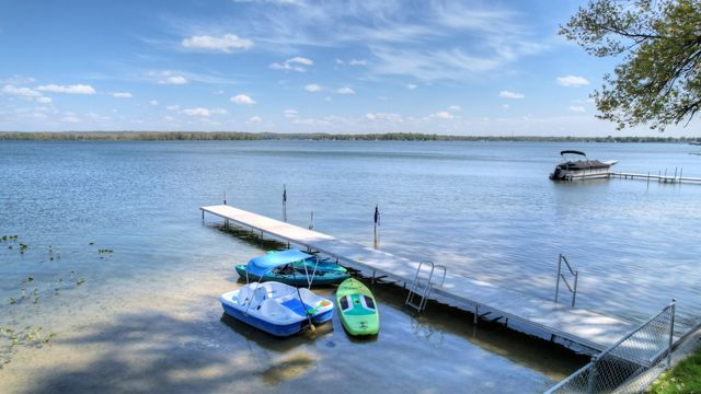 12880 Hazel Drive, Wayland, MI 49348