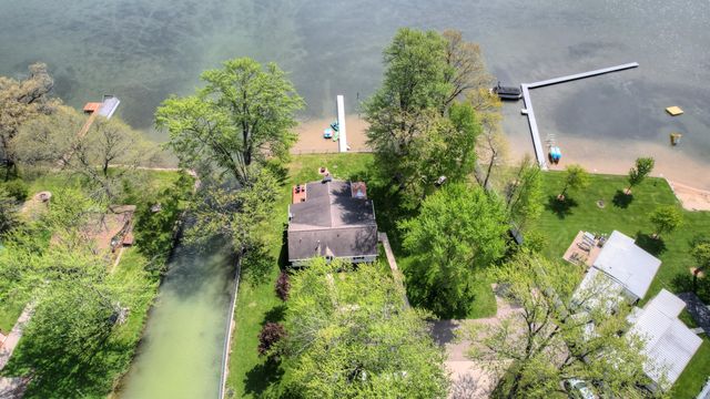 12880 Hazel Drive, Wayland, MI 49348