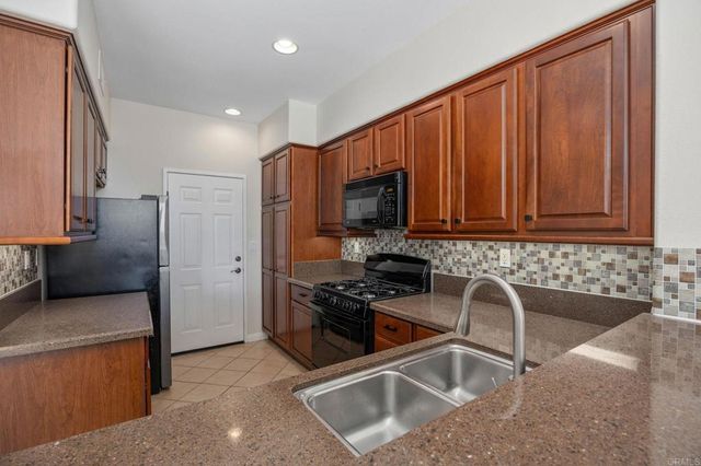 1235 Highbluff Avenue, San Marcos, CA 92078