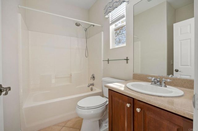 1235 Highbluff Avenue, San Marcos, CA 92078