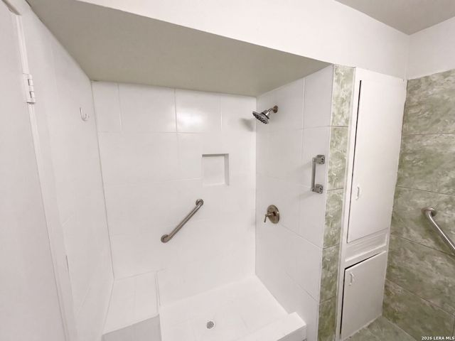222 COLEBROOK DR, San Antonio, TX 78228