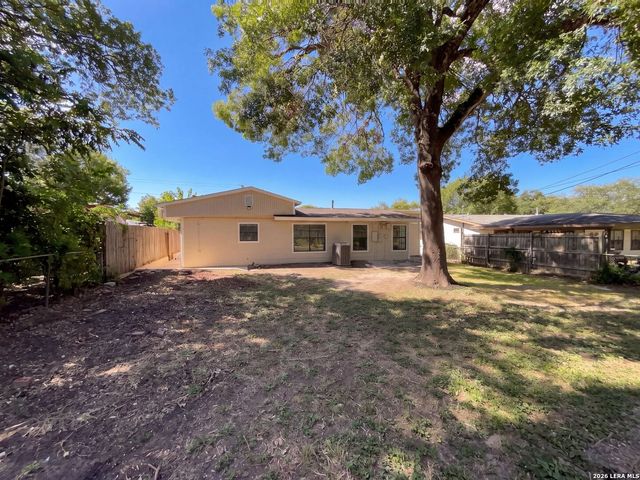 222 COLEBROOK DR, San Antonio, TX 78228