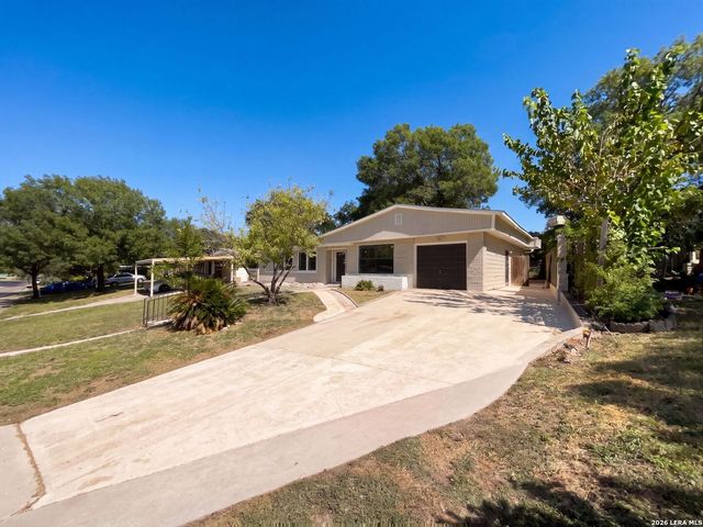 222 COLEBROOK DR, San Antonio, TX 78228