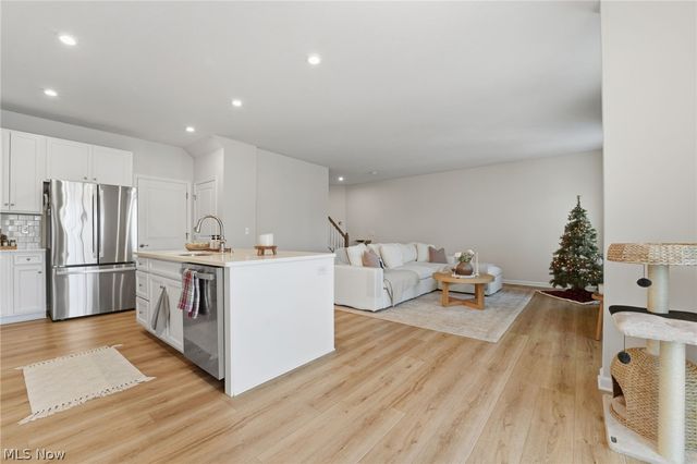 7362 Hillshire Drive, Painesville, OH 44077