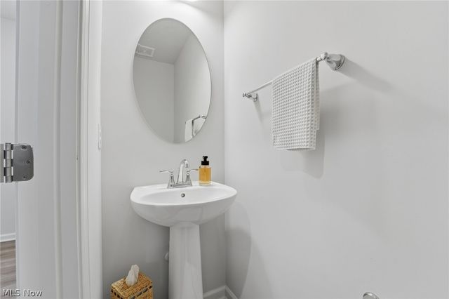 7362 Hillshire Drive, Painesville, OH 44077