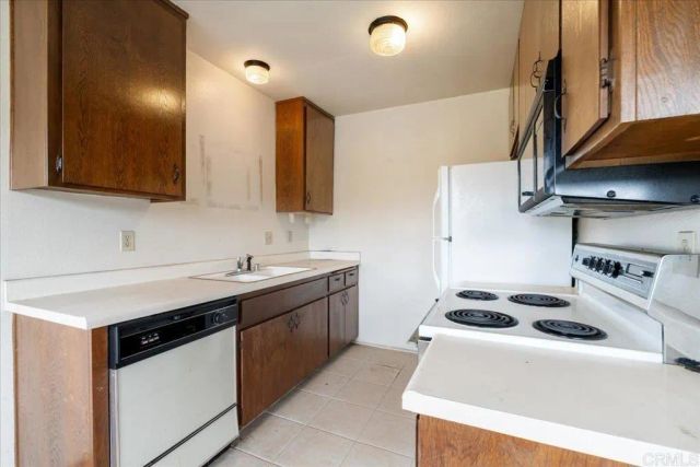 6665 Mission Gorge Road A8, San Diego, CA 92120