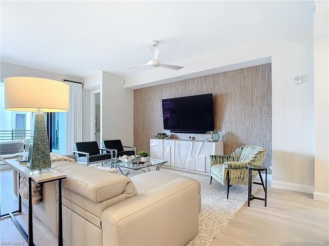 1125 Central AVE 462, Naples, FL 34102