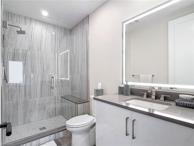 1125 Central AVE 462, Naples, FL 34102