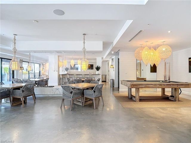 1125 Central AVE 462, Naples, FL 34102