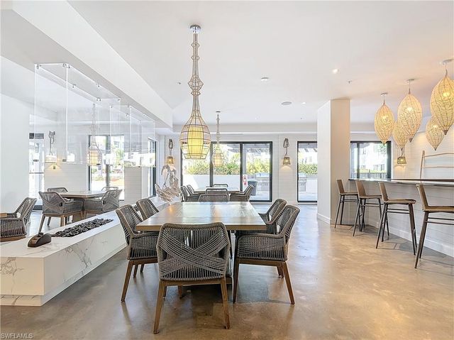 1125 Central AVE 462, Naples, FL 34102