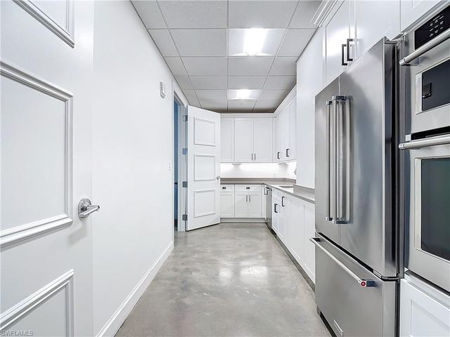 1125 Central AVE 462, Naples, FL 34102
