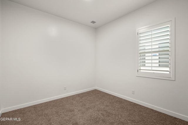 604 Paseo Campanero Street, Horizon City, TX 79928