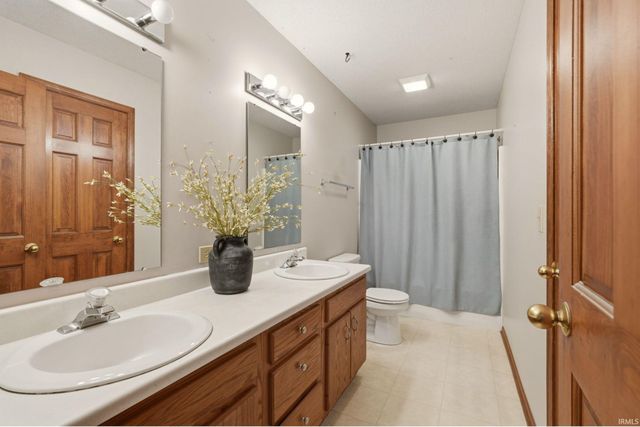 2903 Marne Place, Fort Wayne, IN 46818